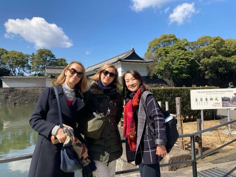 Tokyo: Pvt. Tour - Edo Castle & Imperial Palace East Gardens - Edo Castle ruins, stone walls, and moats you can actually trace