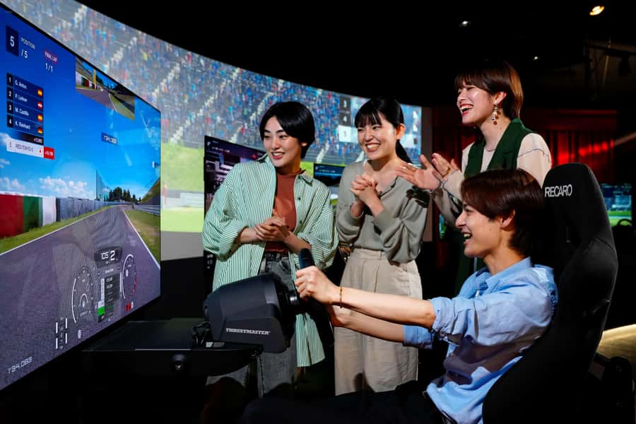 Tokyo: 'Red Tokyo Tower' Digital Amusement Park Ticket - Socks, footwear rules, and age guidance that affects entry
