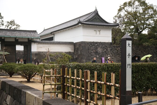 Tokyo's Imperial Palace & Nihonbashi Tour - Imperial East Gardens and Otemon Gate, the Edo Castle story you can actually see