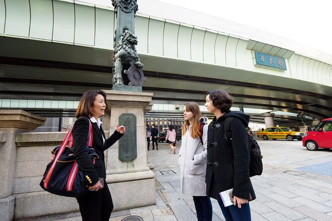 Tokyo's Imperial Palace & Nihonbashi Tour - Knife history and washi hands-on, where shopping becomes learning