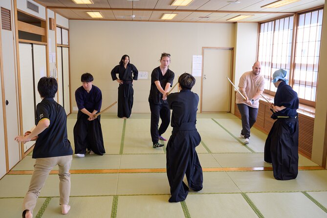 Tokyo: Samurai Adventure! Authentic Sword Action Experience - A central Tokyo meeting point that saves time