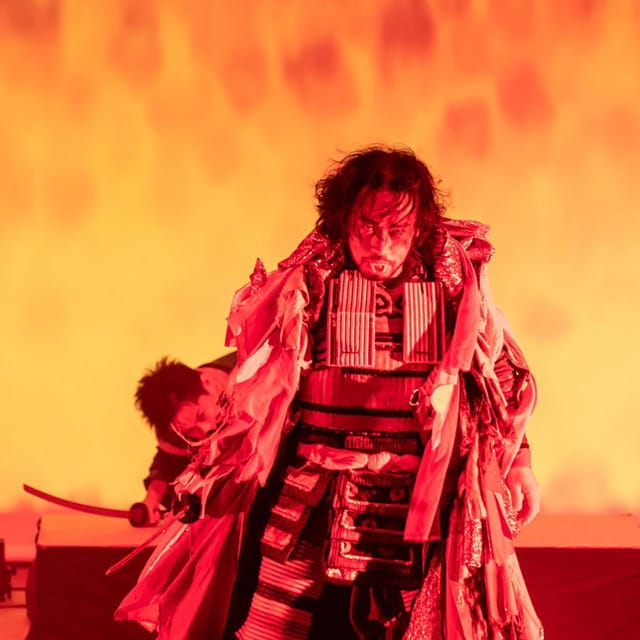 Tokyo: Samurai Entertainment Night Show in Kanda Shrine - Food and drinks at the shrine: hot pot, a la carte, and how it fits the show