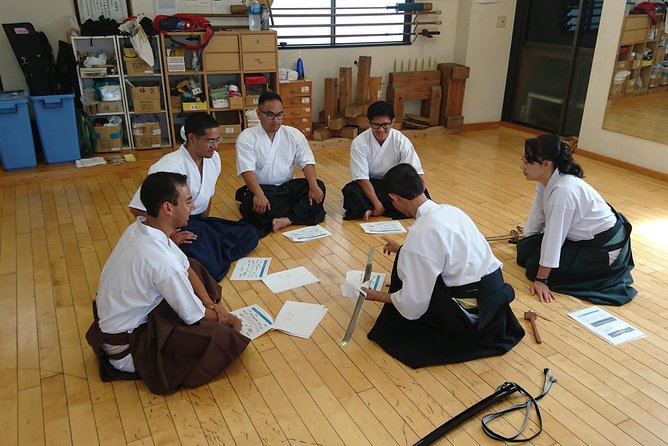 Tokyo:Samurai sword and archery class from a samurai descendant - Sparring while moving: the difficulty people do not expect