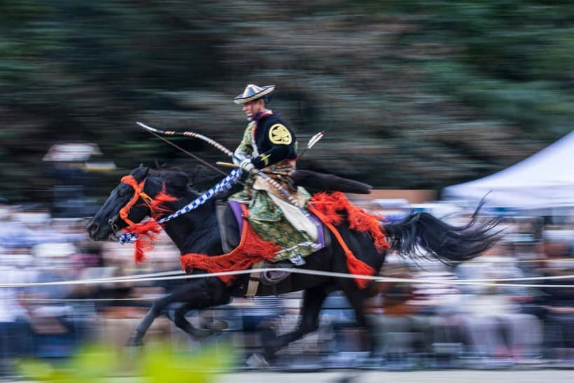 Tokyo: Samurai Sword & Archery Class from Samurai Descendant - Horseback archery practice with a Japanese traditional longbow