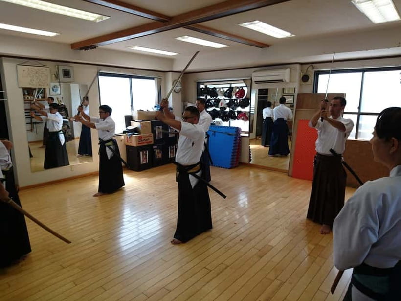 Tokyo: Samurai Sword & Archery Class from Samurai Descendant - The Toyama-ryu demo and the value of dojo culture