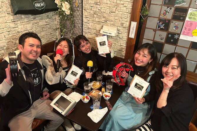 Tokyo Shinbashi Night Tour: Local Guide & Drinks at Snack Bars - Small group energy, English guidance, and why it matters