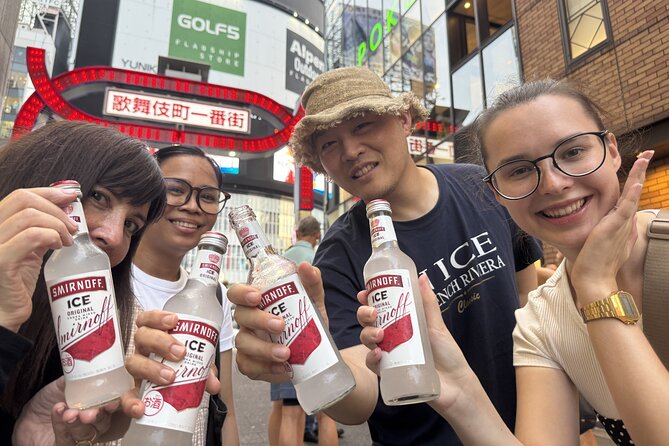 Tokyo Shinjuku Bar Hopping –Wagyu , Ramen & 7 Dishes - Meeting at Gucci Shinjuku, Spotting Your Guide, and Starting On Time