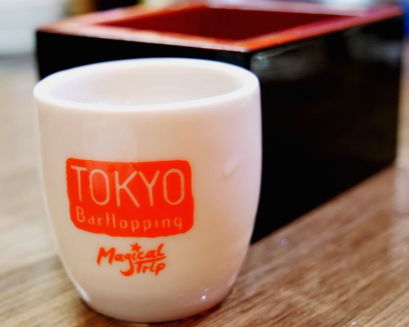 Tokyo: Shinjuku Bar Hopping with All-You-Can-Drink & Dinner - Reservations, Crowds, and Staying Safe Without Killing the Fun
