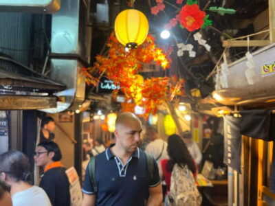 Shinjuku Food Tour (15 Dishes and 4 Eateries)