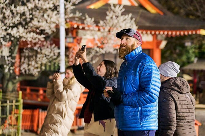 Tokyo: Shinjuku Historical Walking Tour & Secret Backstreets - Price and Timing: Is $25.20 Worth 1 Hour 30 Minutes?