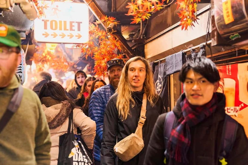 Tokyo: Shinjuku Nightlife & Secret Backstreets Walking Tour - Key things to know before you go