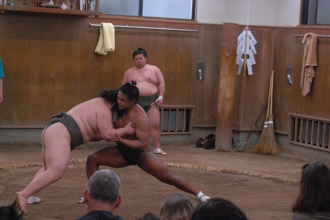 Tokyo: Sumo Morning Practice -Stable Visit Tour with a Guide - Photo and Food Rules That Keep the Practice Going