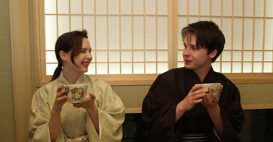 Tokyo: Tea Ceremony in Shibuya Tokyo - Step-by-Step: From Tea Room Etiquette to Otemae