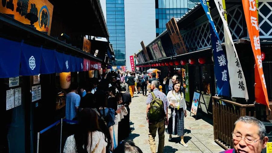Tokyo: Toyosu Tuna Auction &Tsukiji Market Gourmet Adventure - From Toyosu to Tsukiji, and why timing matters