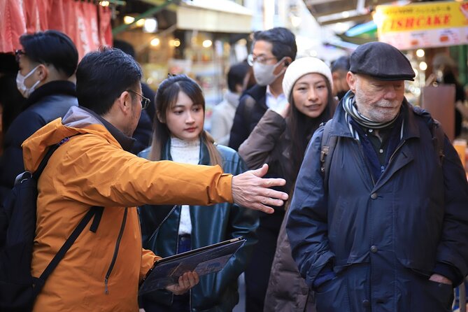 Tokyo : Tsukiji Fish Market Tour with Fresh Sashimi Tasting - What You Taste: Fresh Sashimi and Market Samples