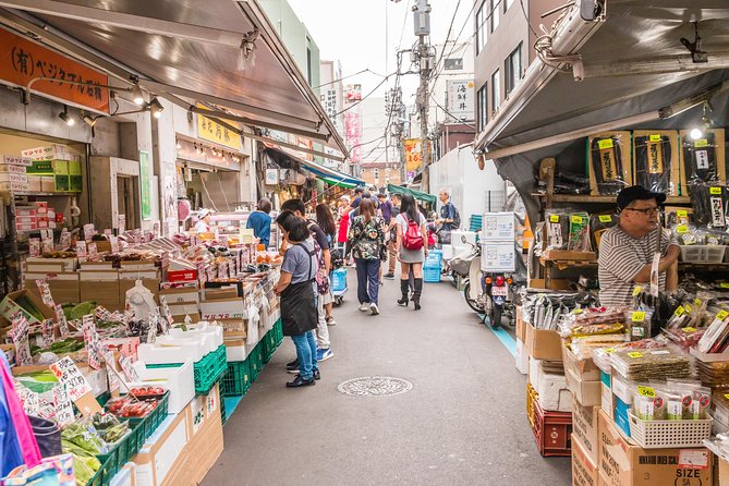 Tokyo : Tsukiji Fish Market Tour with Fresh Sashimi Tasting - The Guide Factor: Language Help That Changes Everything