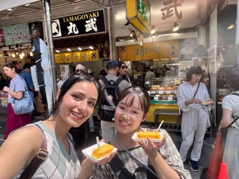 Tokyo: Tsukiji walk & sushi private tour with Uni Students - Tsukiji walking lanes: how to see the fish market area like a local