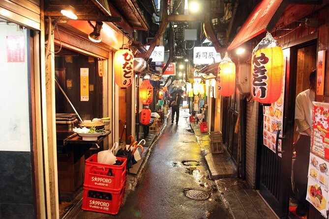 Tour with Pro Tokyo Photographer and take Edgy Unique Portraits - Why Edgy Tokyo Portraits Work Better Than Another Landmark Photo