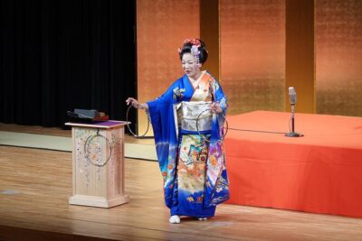 Traditional Japanese Comedy, Juggling & Magic Live Show in Tokyo