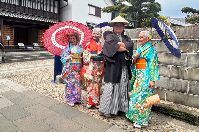 Traditional Kimono Experience in Nagasaki - What happens in the Dejima photo rooms, including rain plans