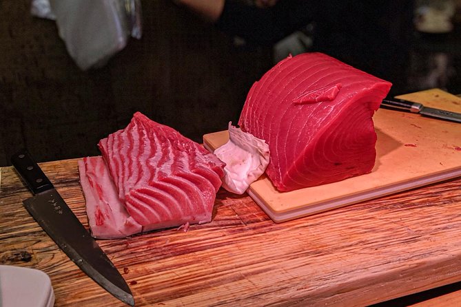 Tsukiji Fish Market Food Tour: Seafood, Street Food & Hidden Gems - What this tour is not: no tuna auction, no Toyosu Market