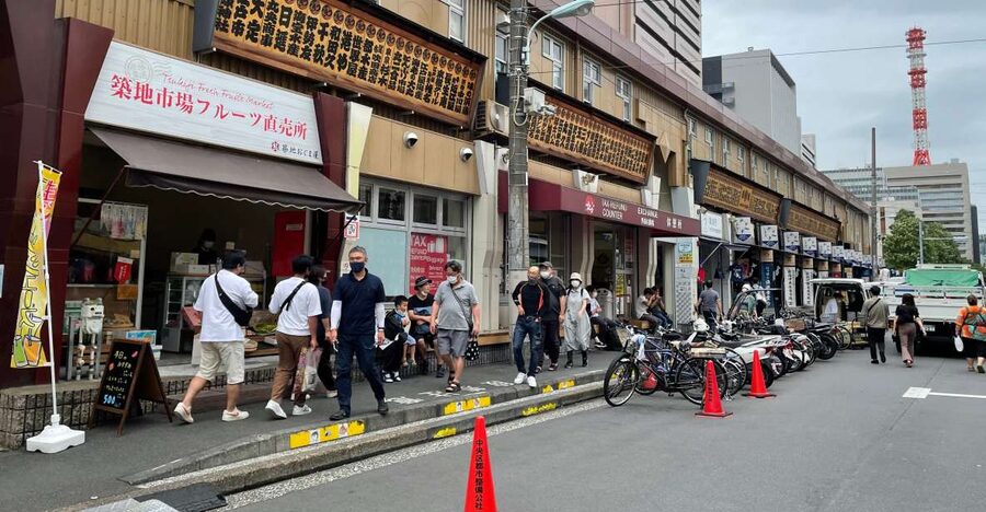 Tsukiji: Outer Market Walking Tour & Sake Tasting Experience - Tsukiji Hongwanji Temple, Then You Hit the Market in the Right Mood