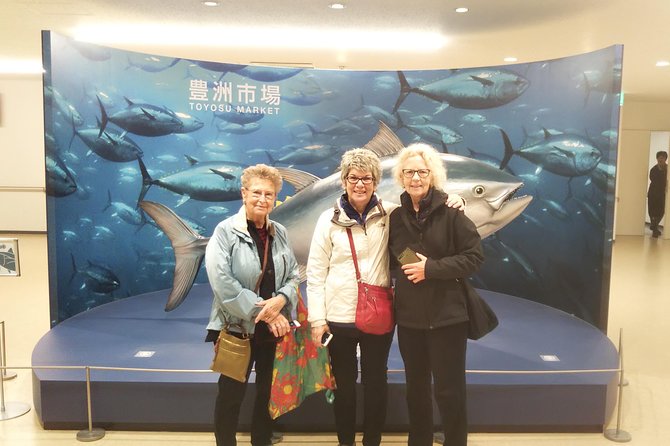 Tuna auction at Toyosu Market with qualified guide and early morning tour of Tsukiji Outer Market - Key Things That Make This Tour Worth Your Alarm Clock