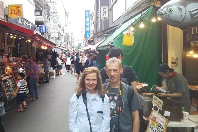 Tuna auction at Toyosu Market with qualified guide and early morning tour of Tsukiji Outer Market - Should You Book This Toyosu and Tsukiji Tuna Auction Tour?