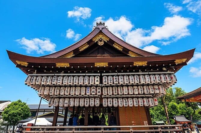 Umami Town Street Food Tour - Stop 1: Osaka Tenmangu Shrine, a calmer opening before the food rush
