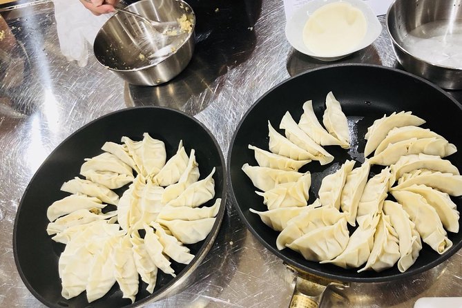 Vegan/Vegetarian Ramen and Gyoza by Bentoya cooking - Meeting at Komae Station, Then Shopping for Japanese Basics