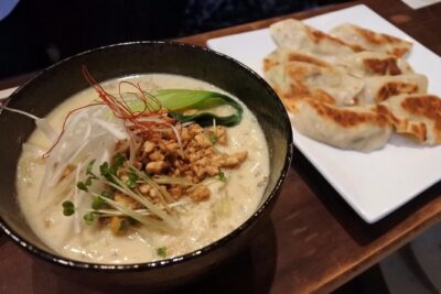 Vegan/Vegetarian Ramen and Gyoza by Bentoya cooking