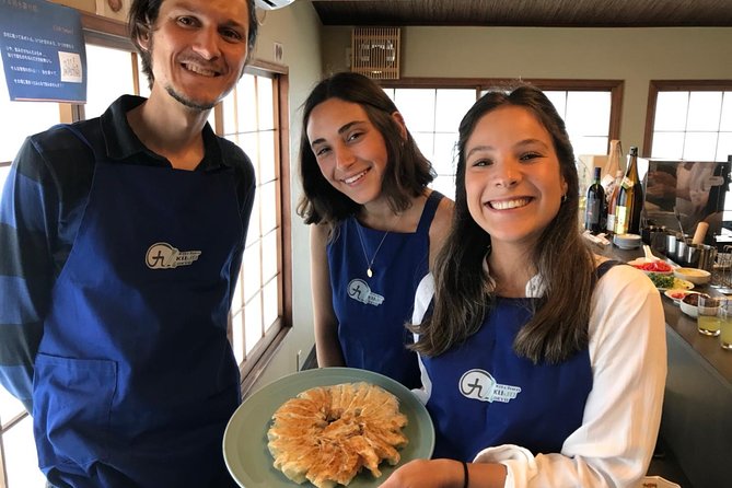 Vegan/Vegetarian Ramen and Gyoza by Bentoya cooking - Weather, Pace, and Who This Class Fits Best