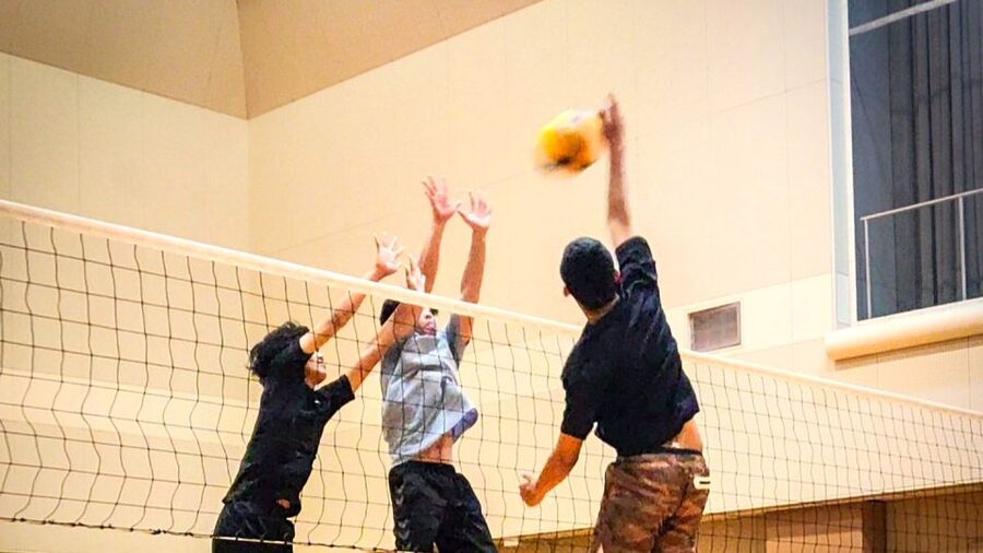 Volleyball in Osaka, Kobe & Kyoto with locals! - Coaches, tips, and what the vibe is like when you are not perfect