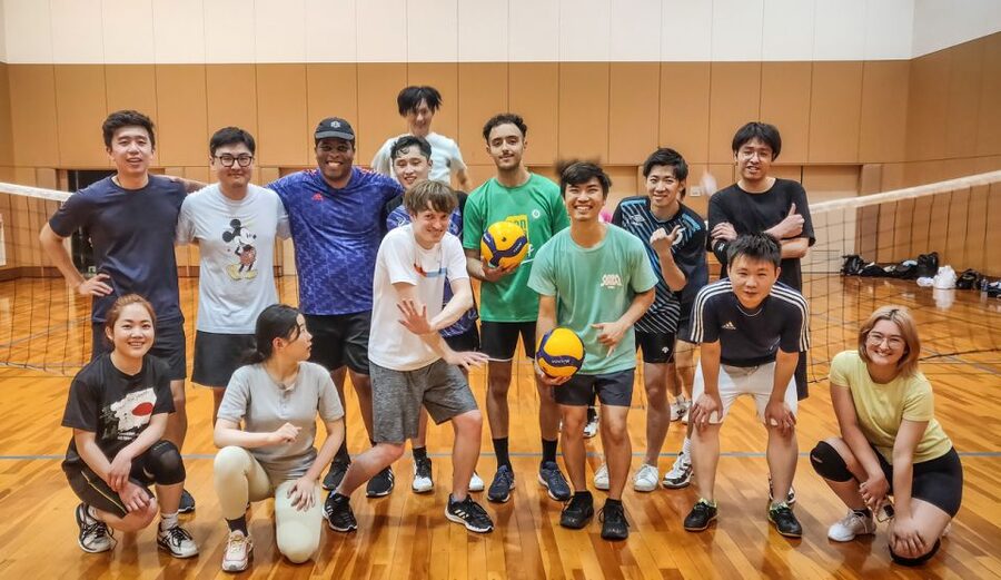 Volleyball in Osaka, Kobe & Kyoto with locals! - How much it costs and why it feels like good value