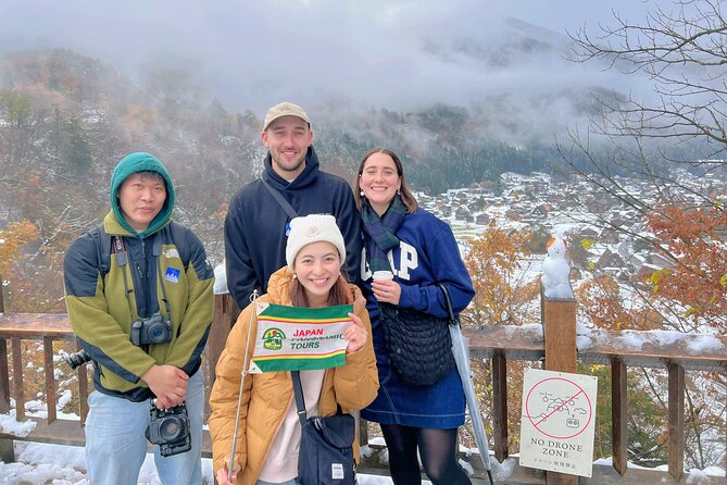 World Heritage Shirakawa-go and Experience Tours from Kanazawa - Gold Leaf at Kanazawa Bikazari Asano, Plus the Geisha District Finale