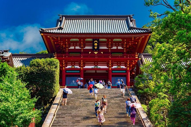Yokohama and Kamakura 6hr Private Trip Government-Licensed Guide - Kotoku-in’s Great Buddha: Iconic, Photo-Friendly, and Worth the Time