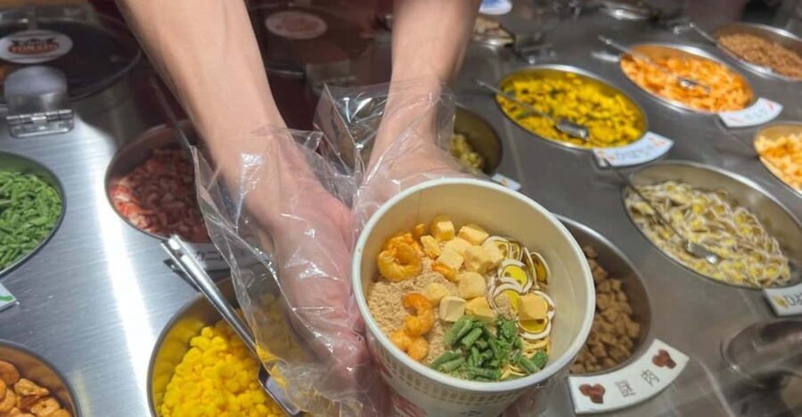 Yokohama: Guided Cup Noodles Museum Tour & Make Your Own Cup - Cup Noodles Museum Yokohama: why this place works