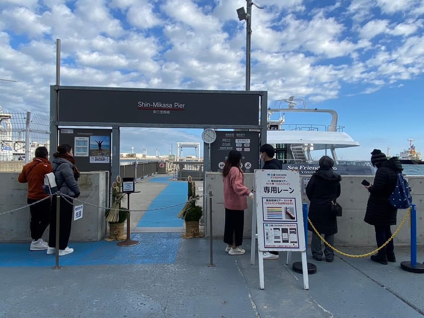 Yokosuka: Boat Trip to an Uninhabited Island - Port Market lunch by the sea: plan on paying for your own meal