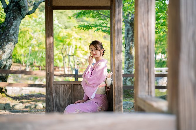 Your Private Vacation Photography Session In Kyoto - Choosing your locations: sakura, autumn, and Kyoto streets you can actually find